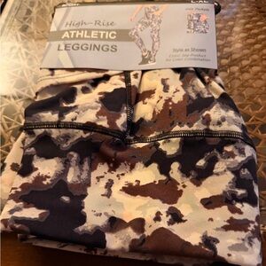 High-Rise Athletic Leggings - Camouflage